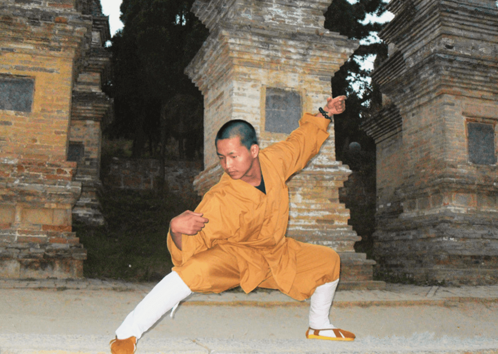 young master bao doing drunken fist at shaolin temple